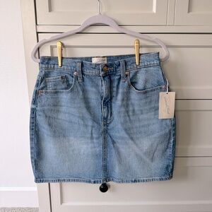 New Universal Thread Mini Denim Jean Skirt, Women’s 8